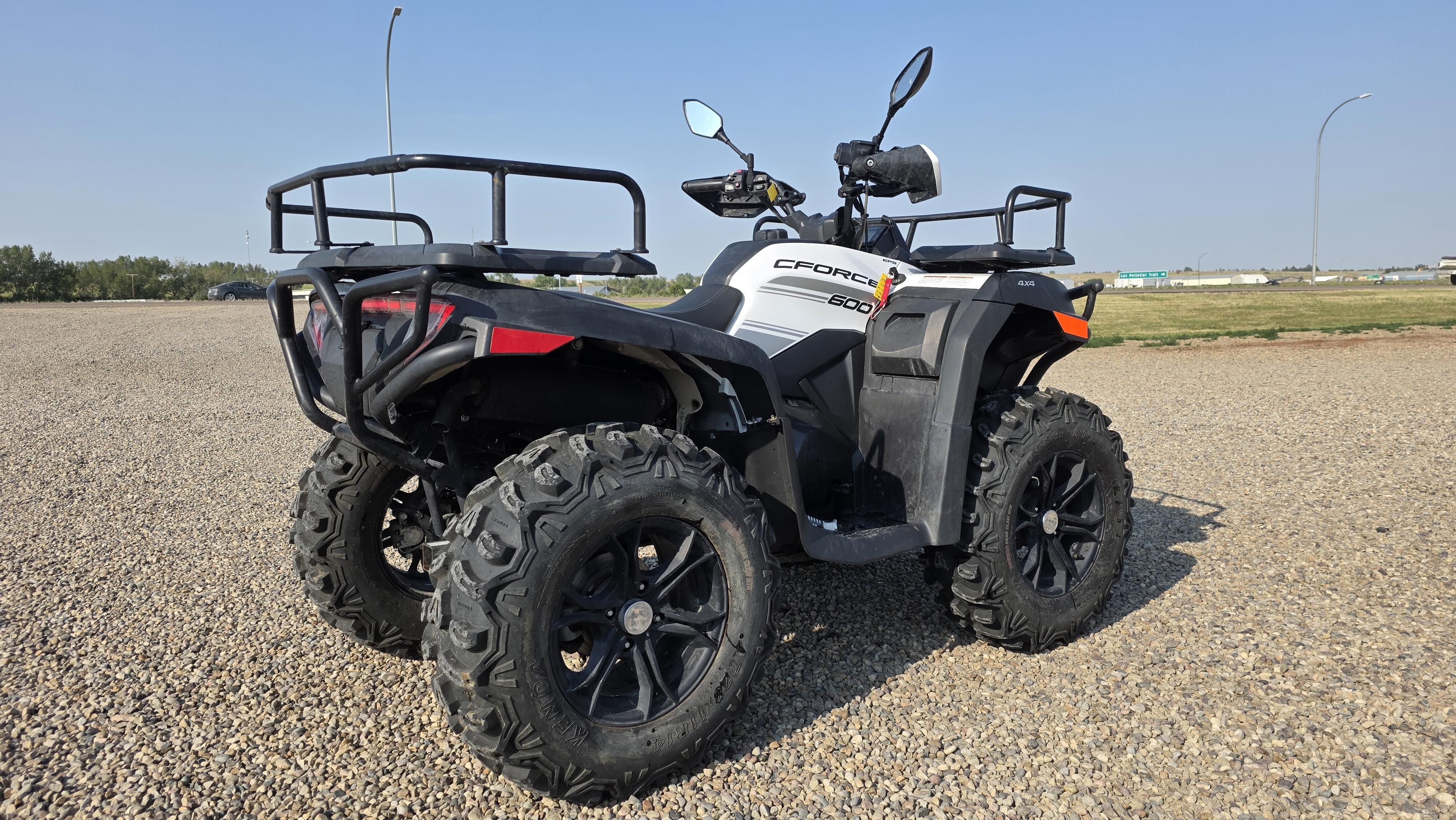 2022 CFMOTO CFORCE 600 HO EPS photo 3