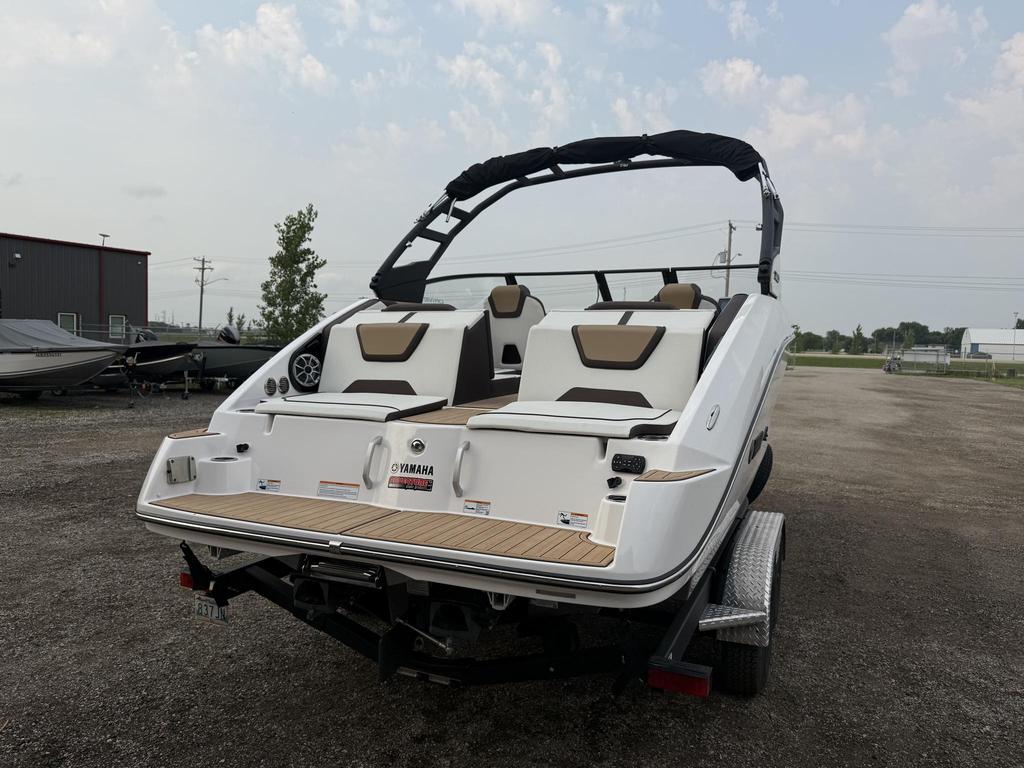 2023 Yamaha 222SD photo 4