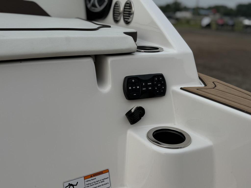2023 Yamaha 222SD photo 7