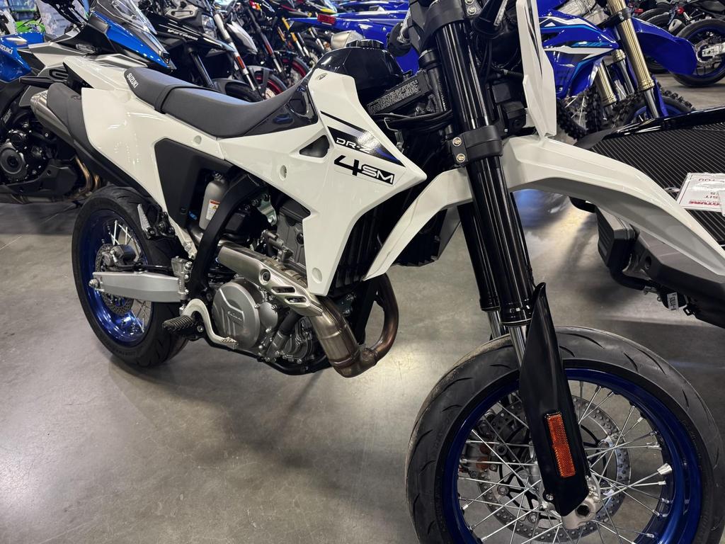 2025 Suzuki DR-Z4SM photo 2