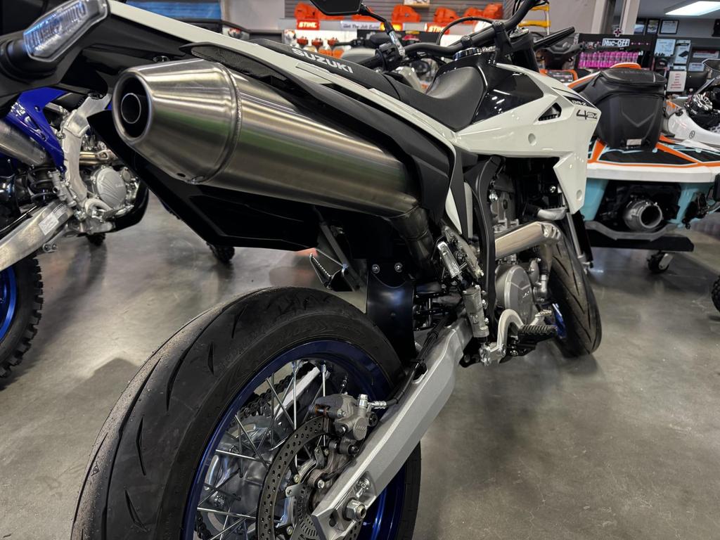 2025 Suzuki DR-Z4SM photo 5