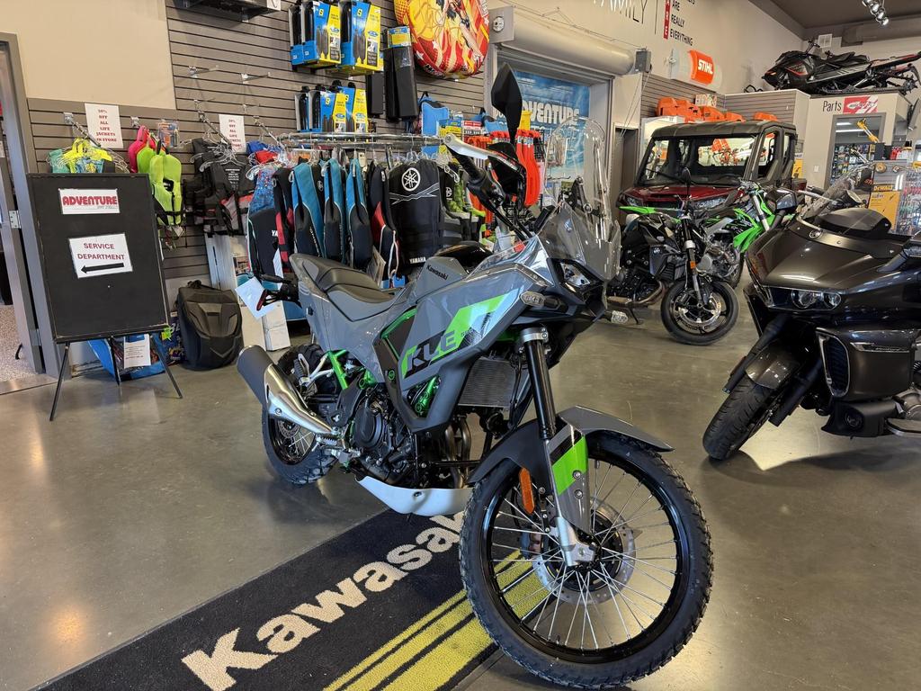 2026 Kawasaki KLE500 SE photo 2