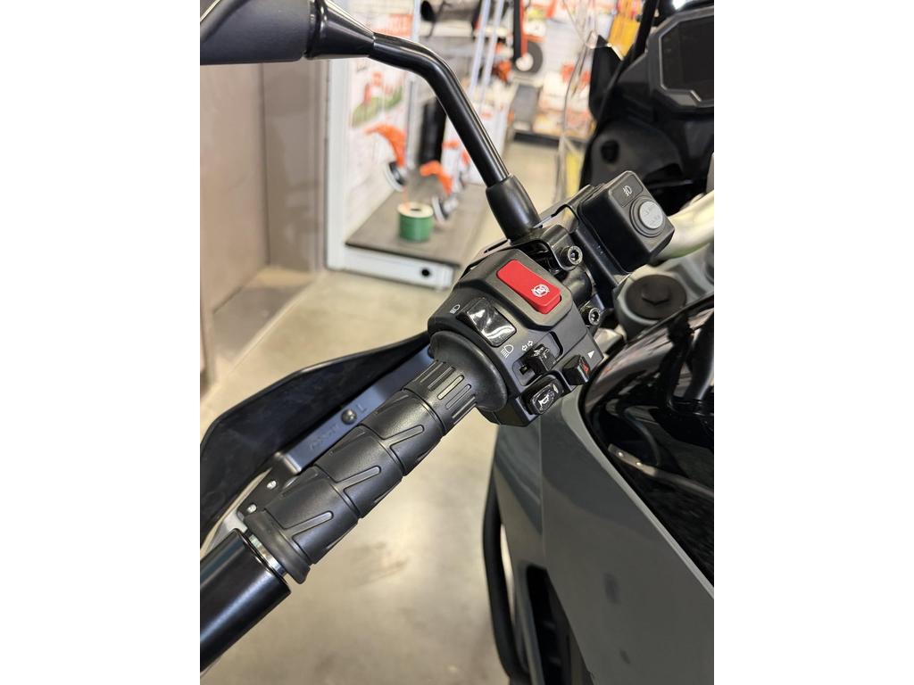 2026 Kawasaki KLE500 SE ABS photo 5