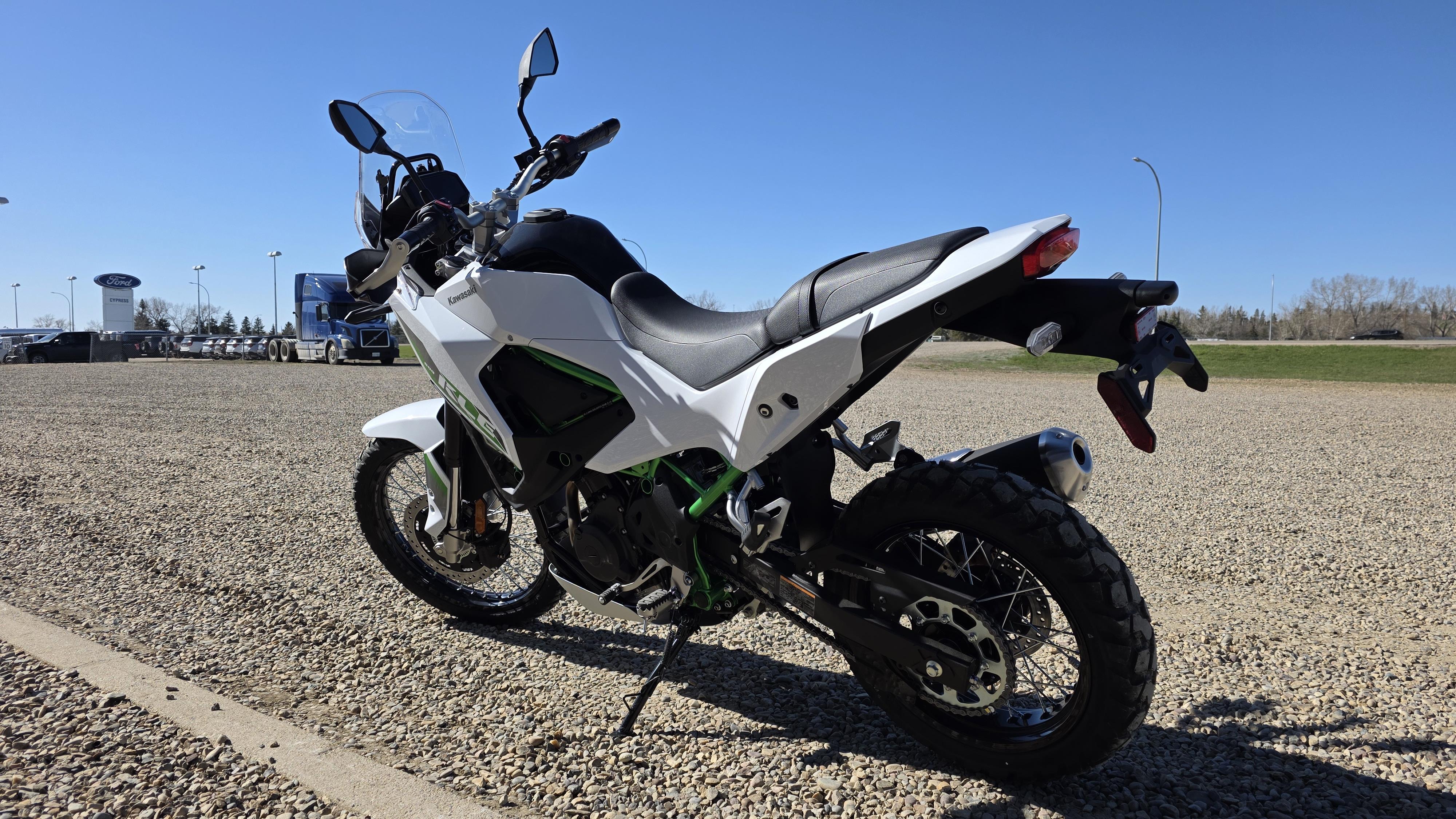 2026 Kawasaki KLE500 SE photo 3