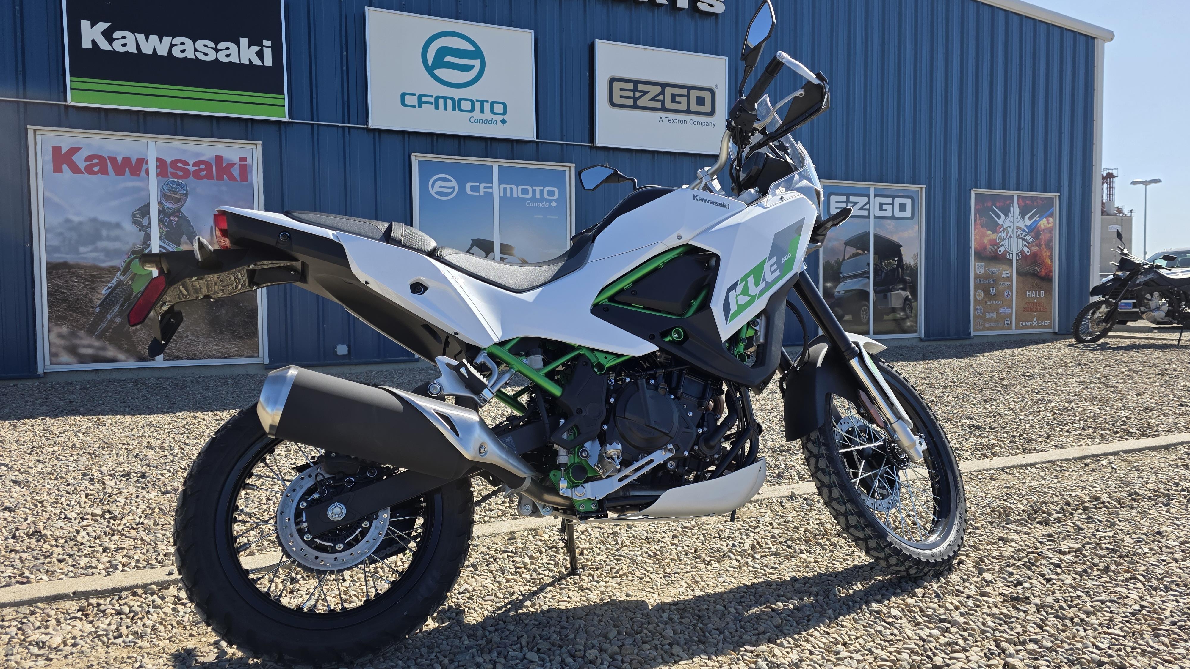 2026 Kawasaki KLE500 SE photo 2