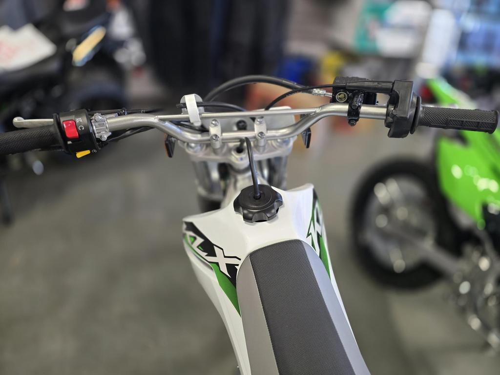 2026 Kawasaki KLX140R F photo 4
