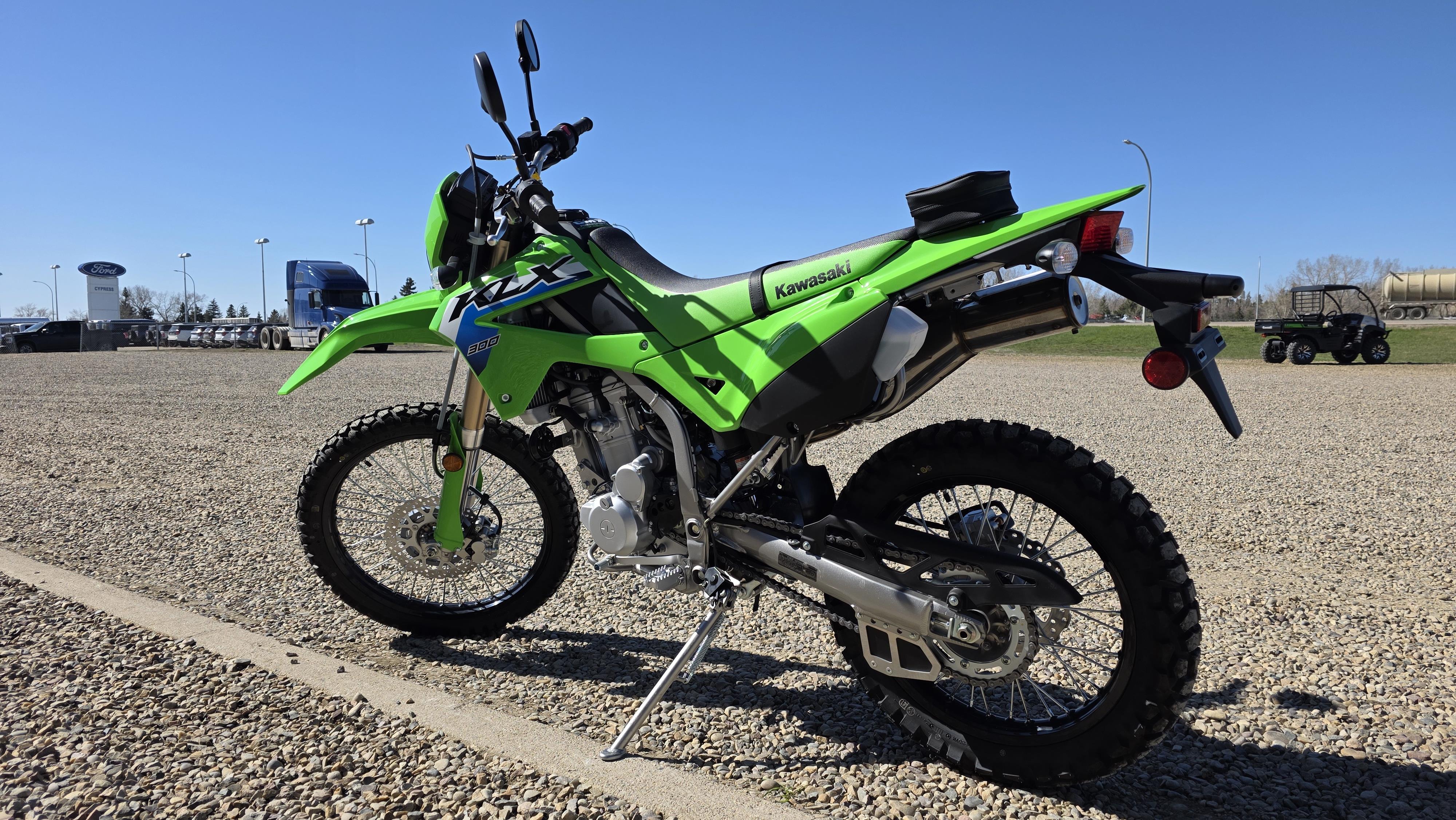 2026 Kawasaki KLX300 photo 3
