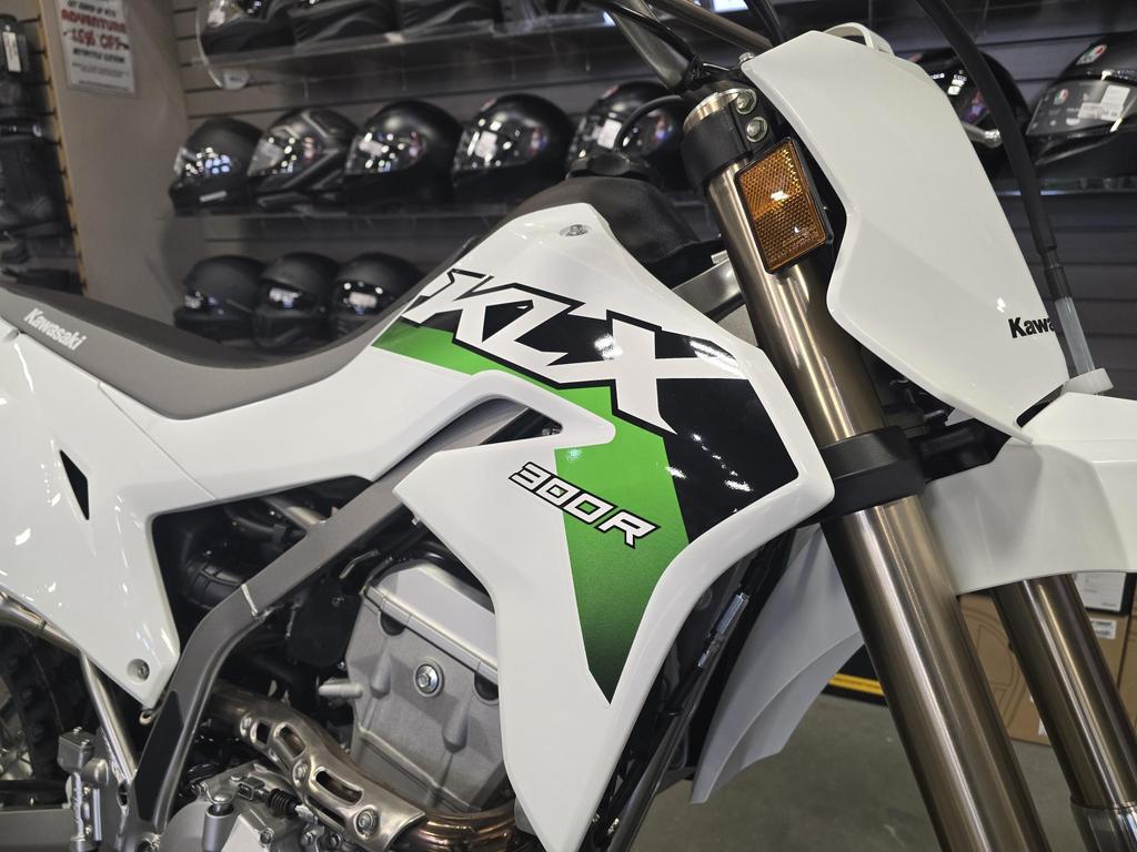 2026 Kawasaki KLX300R photo 3