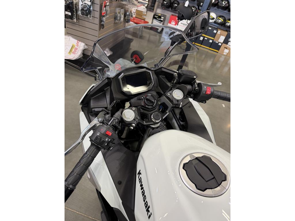 2026 Kawasaki Ninja 500 SE photo 3