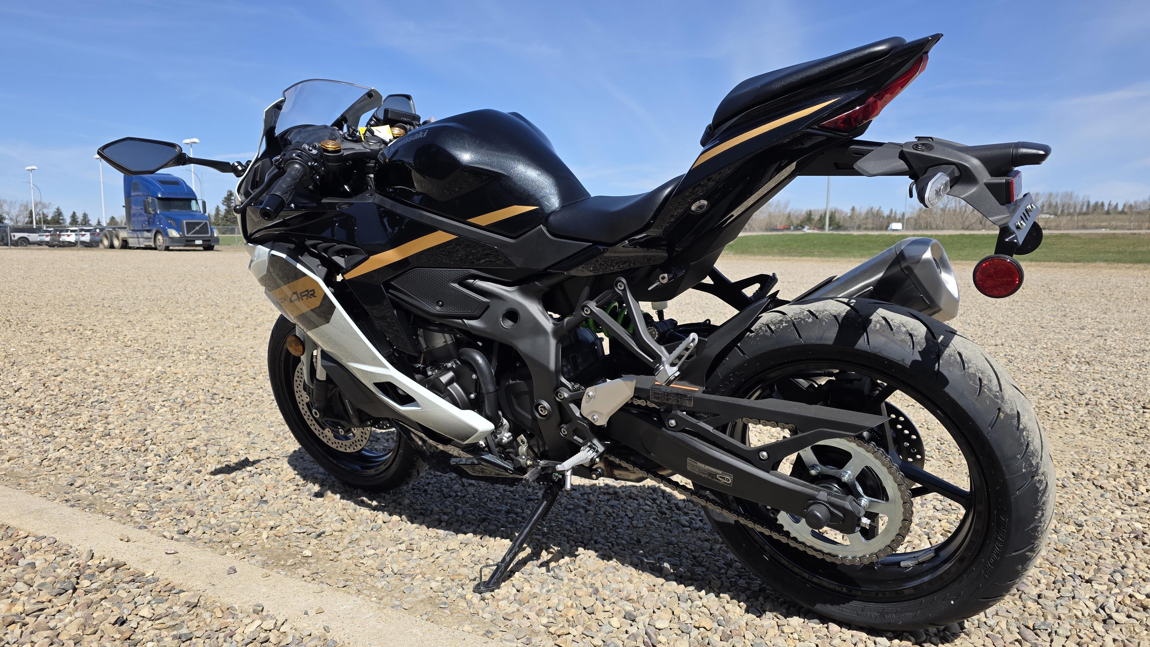 2026 Kawasaki NINJA ZX-4RR photo 3