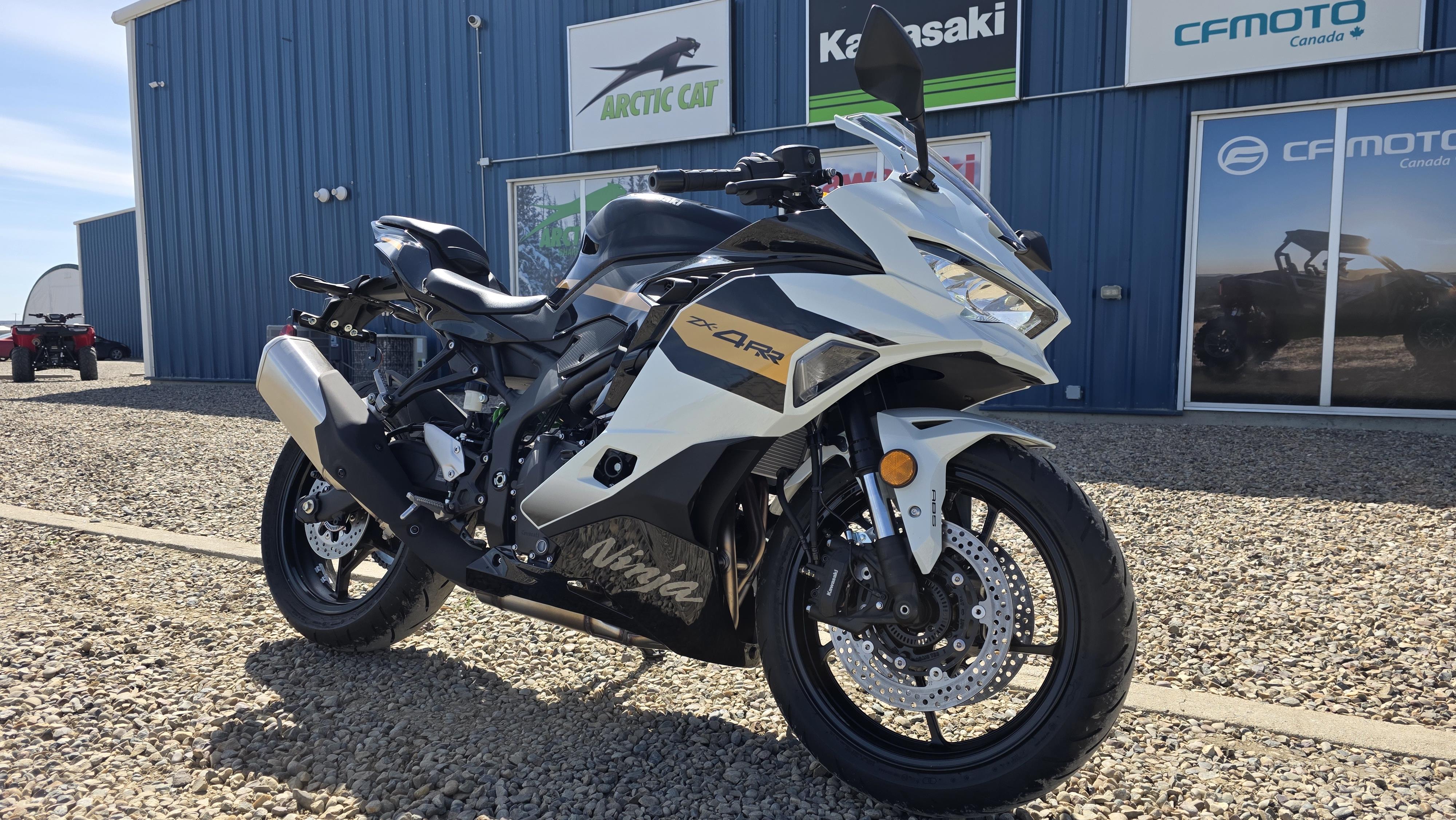 2026 Kawasaki NINJA ZX-4RR