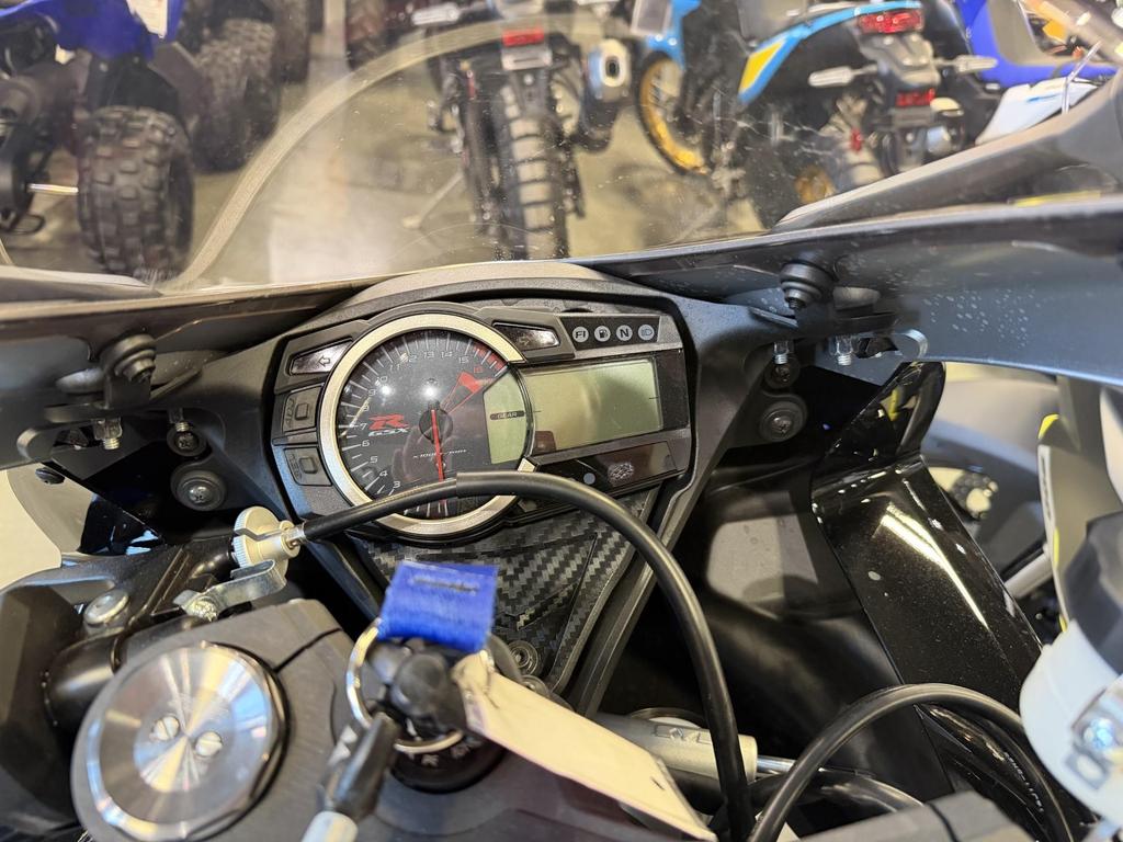 2026 Suzuki GSX-R600 photo 6