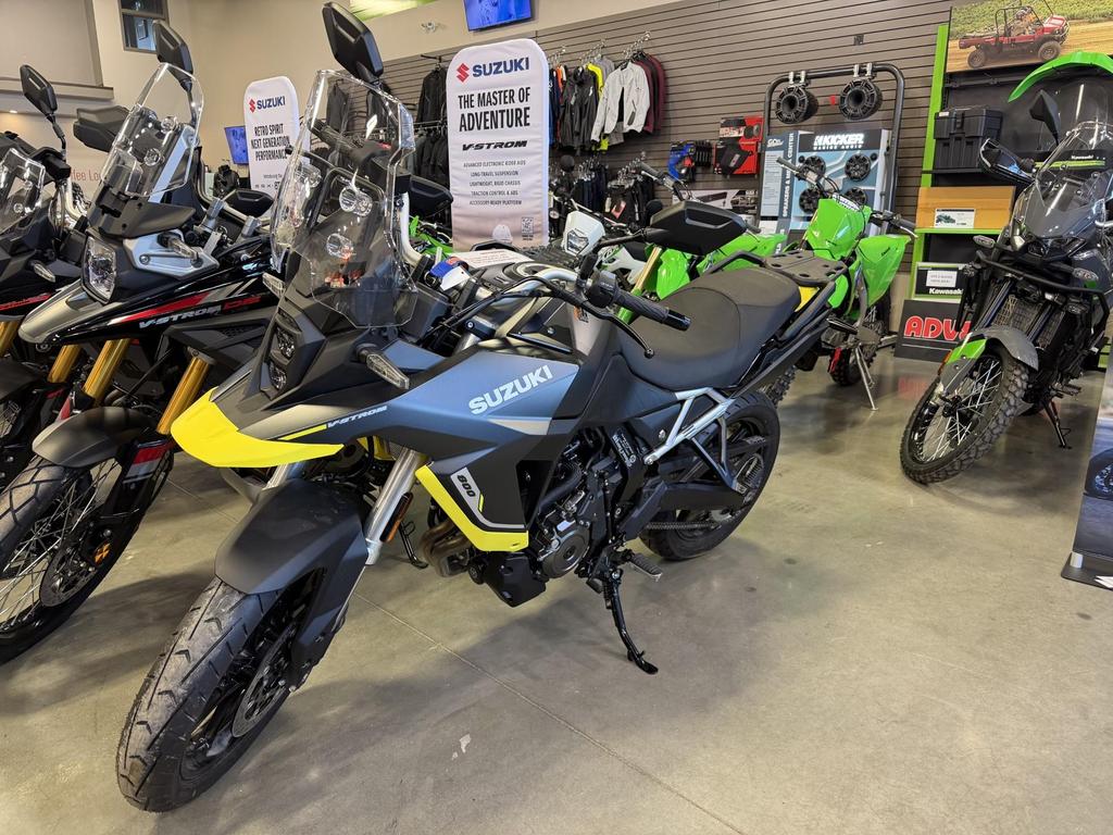 2026 Suzuki V-Strom 800 photo 2