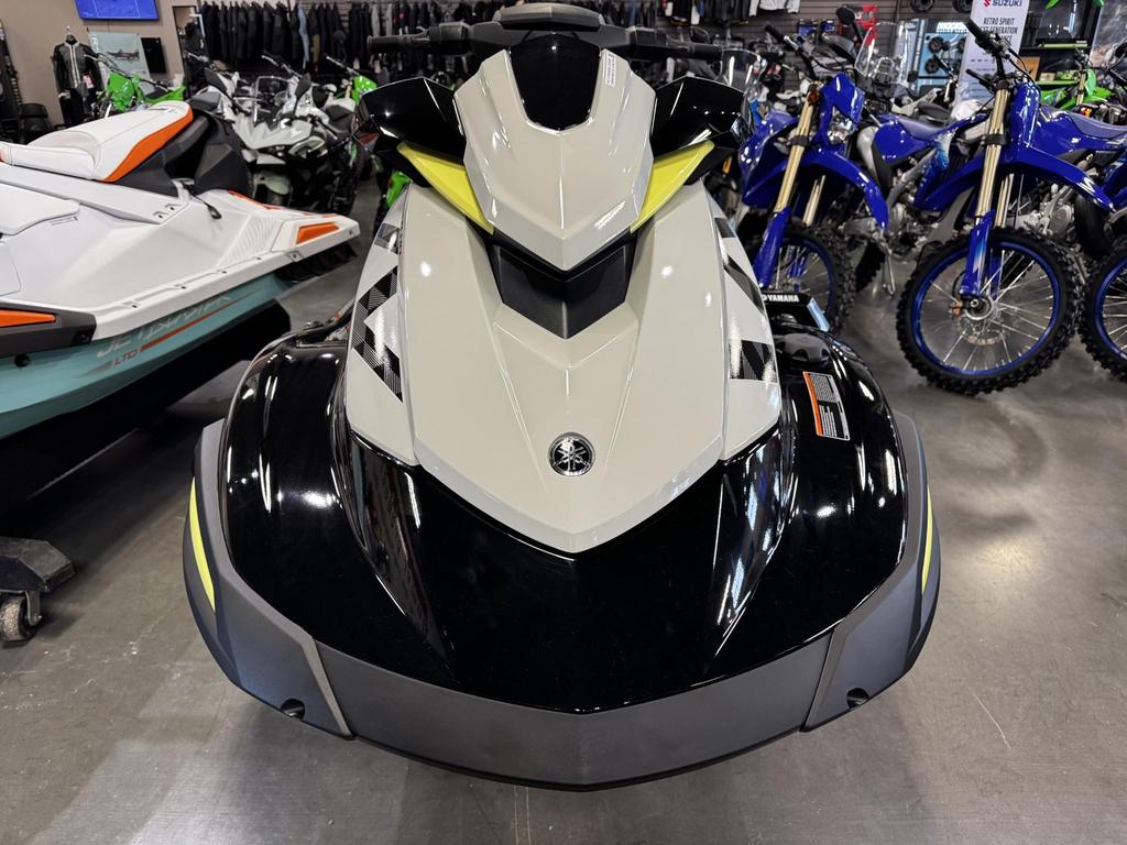 2026 Yamaha VX Cruiser HO photo 2