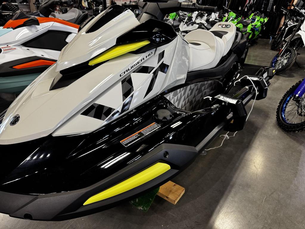 2026 Yamaha VX Cruiser HO photo 3