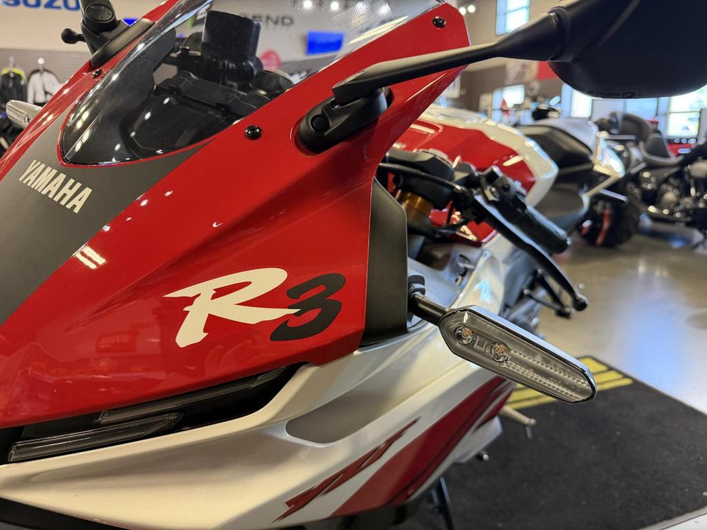 2026 Yamaha YZF-R3 70th Anniversary photo 3