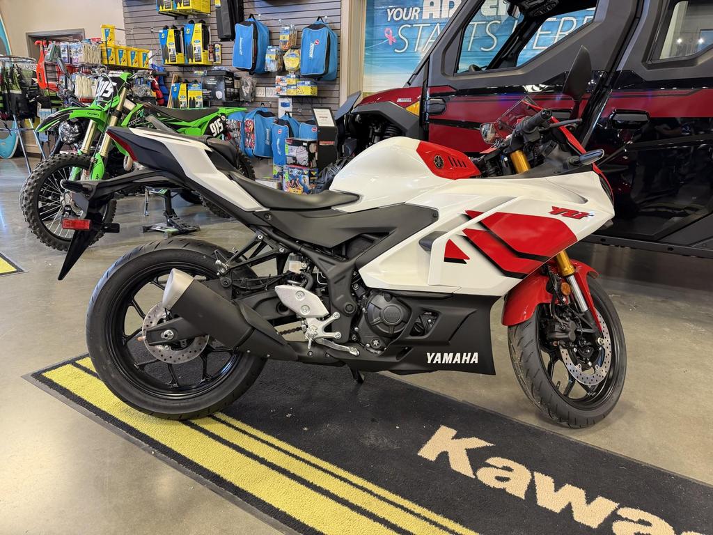 2026 Yamaha YZF-R3 70th Anniversary