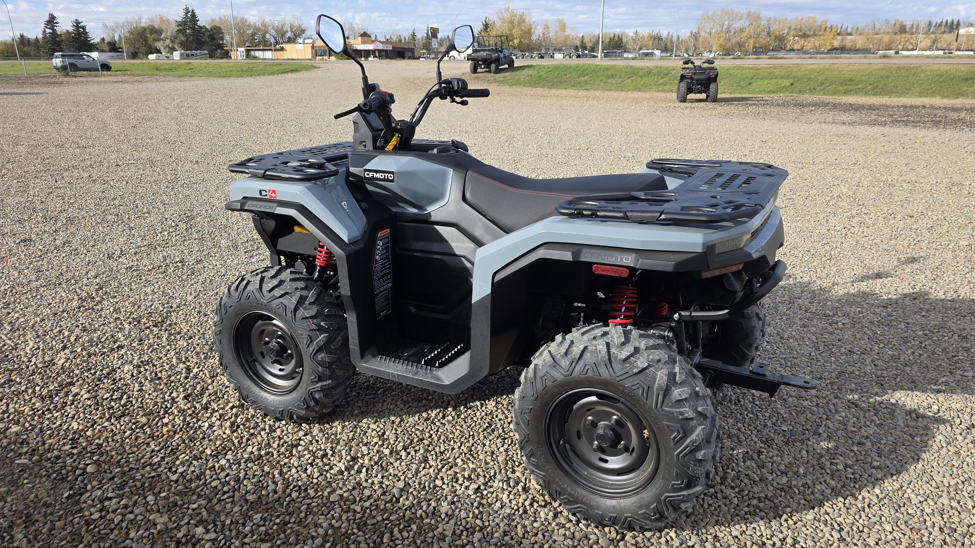 2027 CFMOTO CFORCE C4 photo 3