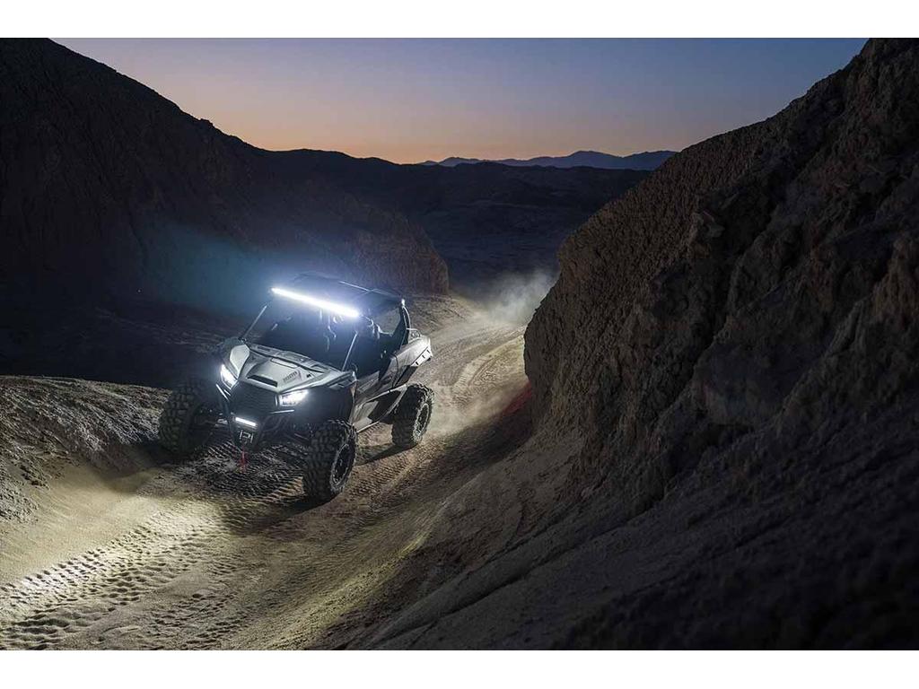 2027 Kawasaki TERYX KRX1000 BLACKOUT EDITION photo 3